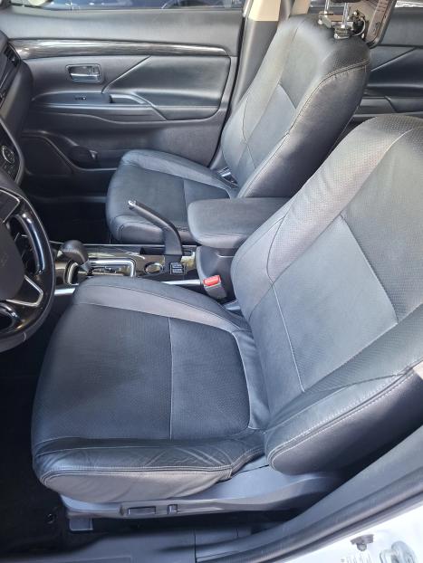 MITSUBISHI Outlander 2.0 16V 4P AUTOM�TICO, Foto 9