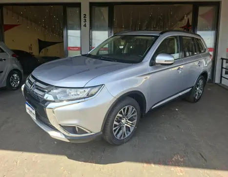 MITSUBISHI Outlander 3.0 V6 24V 4P GT 4X4 AUTOM�TICO, Foto 1