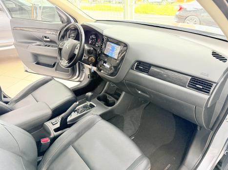 MITSUBISHI Outlander 2.0 16V 4P AUTOMÁTICO, Foto 7