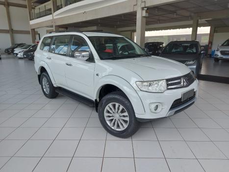 MITSUBISHI Pajero 3.2 16V 4P 4X4 7 LUGARES HPE TURBO DIESEL INTERCOOLER AUTOMTICO, Foto 1