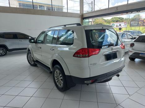 MITSUBISHI Pajero 3.2 16V 4P 4X4 7 LUGARES HPE TURBO DIESEL INTERCOOLER AUTOMTICO, Foto 5