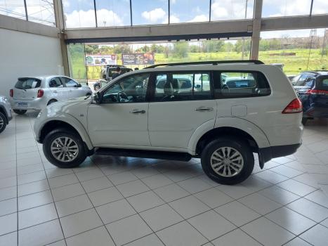 MITSUBISHI Pajero 3.2 16V 4P 4X4 7 LUGARES HPE TURBO DIESEL INTERCOOLER AUTOMTICO, Foto 7