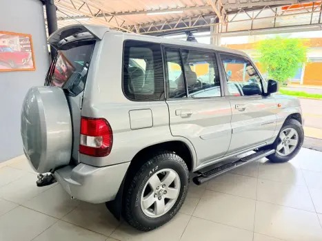 MITSUBISHI Pajero TR4 2.0 16V 4P 4X4 AUTOM�TICO, Foto 4