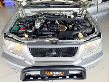 MITSUBISHI Pajero TR4 2.0 16V 4P 4X4 AUTOM�TICO, Foto 6