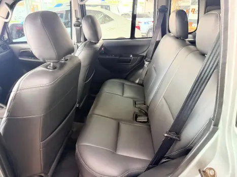MITSUBISHI Pajero TR4 2.0 16V 4P 4X4 AUTOM�TICO, Foto 11