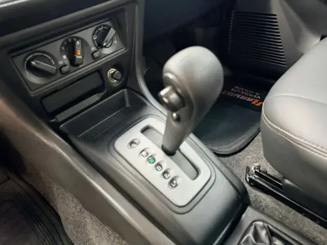 MITSUBISHI Pajero TR4 2.0 16V 4P 4X4 AUTOM�TICO, Foto 12