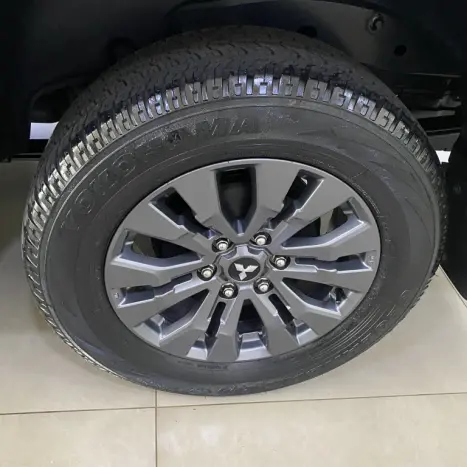 MITSUBISHI Triton 2.4 HPE BITURBO DIESEL CABINE DUPLA 4X4 AUTOMTICO, Foto 23