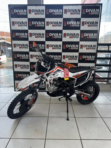 MXF 125 Pro Racing , Foto 1 MXF 125 Pro Racing , Foto 1