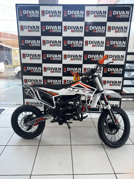 MXF 125 Pro Racing , Foto 2 MXF 125 Pro Racing , Foto 2