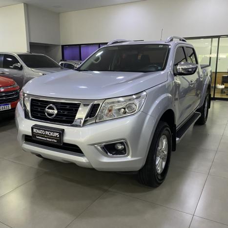 NISSAN Frontier 2.3 16V LE 4X4 CABINE DUPLA BI-TURBO DIESEL AUTOMÁTICO, Foto 4 NISSAN Frontier 2.3 16V LE 4X4 CABINE DUPLA BI-TURBO DIESEL AUTOMÁTICO, Foto 4