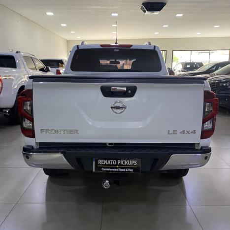 NISSAN Frontier 2.3 16V LE 4X4 CABINE DUPLA BI-TURBO DIESEL AUTOMÁTICO, Foto 6 NISSAN Frontier 2.3 16V LE 4X4 CABINE DUPLA BI-TURBO DIESEL AUTOMÁTICO, Foto 6