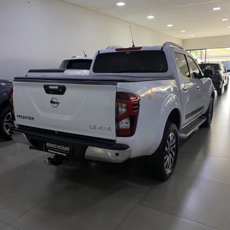 NISSAN Frontier 2.3 16V LE 4X4 CABINE DUPLA BI-TURBO DIESEL AUTOMÁTICO, Foto 7 NISSAN Frontier 2.3 16V LE 4X4 CABINE DUPLA BI-TURBO DIESEL AUTOMÁTICO, Foto 7