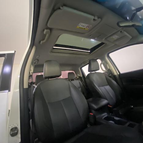 NISSAN Frontier 2.3 16V LE 4X4 CABINE DUPLA BI-TURBO DIESEL AUTOMÁTICO, Foto 12 NISSAN Frontier 2.3 16V LE 4X4 CABINE DUPLA BI-TURBO DIESEL AUTOMÁTICO, Foto 12