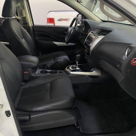 NISSAN Frontier 2.3 16V LE 4X4 CABINE DUPLA BI-TURBO DIESEL AUTOMÁTICO, Foto 17 NISSAN Frontier 2.3 16V LE 4X4 CABINE DUPLA BI-TURBO DIESEL AUTOMÁTICO, Foto 17