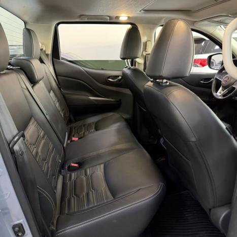 NISSAN Frontier 2.3 16V PRO4X CABINE DUPLA 4X4 BI-TURBO DIESEL AUTOMTICO, Foto 13