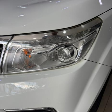 NISSAN Frontier 2.3 16V LE 4X4 CABINE DUPLA BI-TURBO DIESEL AUTOM�TICO, Foto 3