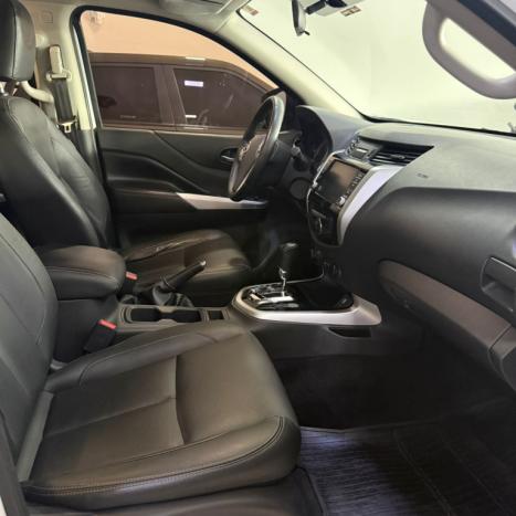 NISSAN Frontier 2.3 16V LE 4X4 CABINE DUPLA BI-TURBO DIESEL AUTOM�TICO, Foto 8