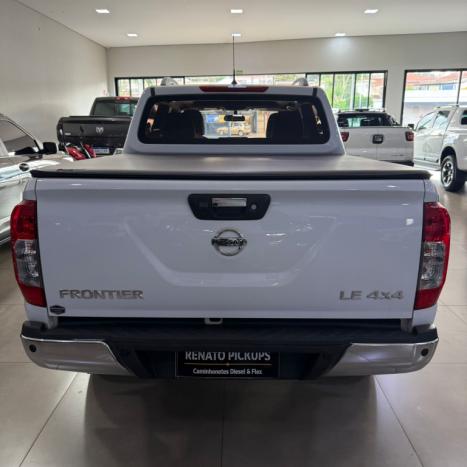 NISSAN Frontier 2.3 16V LE 4X4 CABINE DUPLA BI-TURBO DIESEL AUTOM�TICO, Foto 14