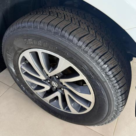 NISSAN Frontier 2.3 16V LE 4X4 CABINE DUPLA BI-TURBO DIESEL AUTOM�TICO, Foto 15
