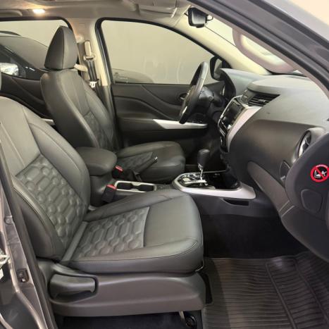 NISSAN Frontier 2.3 16V PLATINUM CABINE DUPLA 4X4 BI-TURBO DIESEL AUTOM�TICO, Foto 11