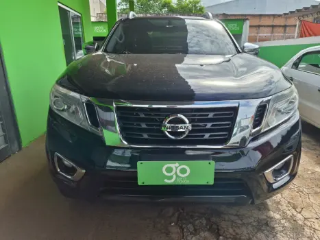 NISSAN Frontier 2.3 16V LE 4X4 CABINE DUPLA BI-TURBO DIESEL AUTOM�TICO, Foto 2