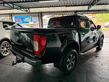 NISSAN Frontier 2.3 16V LE 4X4 CABINE DUPLA BI-TURBO DIESEL AUTOM�TICO, Foto 10