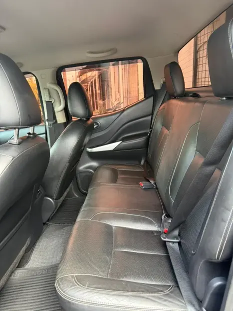 NISSAN Frontier 2.3 16V LE 4X4 CABINE DUPLA BI-TURBO DIESEL AUTOM�TICO, Foto 12