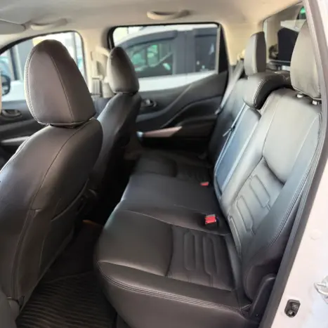NISSAN Frontier 2.3 ATTACK CABINE DUPLA BI-TURBO DIESEL AUTOM�TICO, Foto 16