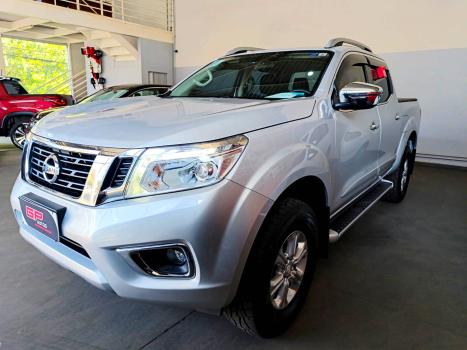 NISSAN Frontier 2.3 16V LE 4X4 CABINE DUPLA BI-TURBO DIESEL AUTOM�TICO, Foto 3