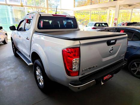 NISSAN Frontier 2.3 16V LE 4X4 CABINE DUPLA BI-TURBO DIESEL AUTOM�TICO, Foto 5