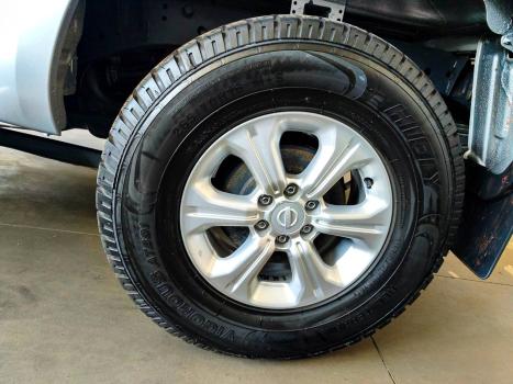 NISSAN Frontier 2.3 16V LE 4X4 CABINE DUPLA BI-TURBO DIESEL AUTOM�TICO, Foto 6