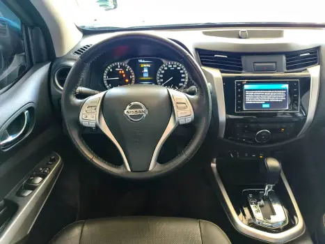 NISSAN Frontier 2.3 16V LE 4X4 CABINE DUPLA BI-TURBO DIESEL AUTOM�TICO, Foto 10
