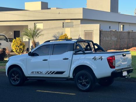 NISSAN Frontier 2.3 ATTACK CABINE DUPLA 4X4 BI-TURBO DIESEL AUTOM�TICO, Foto 6