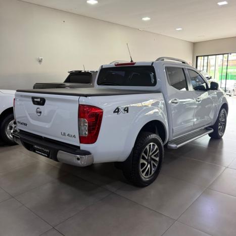 NISSAN Frontier 2.3 16V LE 4X4 CABINE DUPLA BI-TURBO DIESEL AUTOMÁTICO, Foto 6