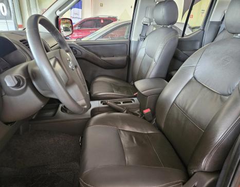 NISSAN Frontier 2.5 XE TURBO DIESEL CABINE DUPLA, Foto 8