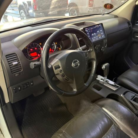 NISSAN Frontier 2.5 SL 4X4 TURBO DIESEL CABINE DUPLA AUTOM�TICO, Foto 10