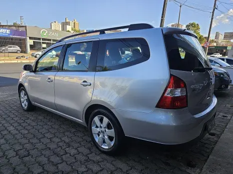 NISSAN Grand Livina 1.8 16V 4P SL FLEX AUTOM�TICO, Foto 6