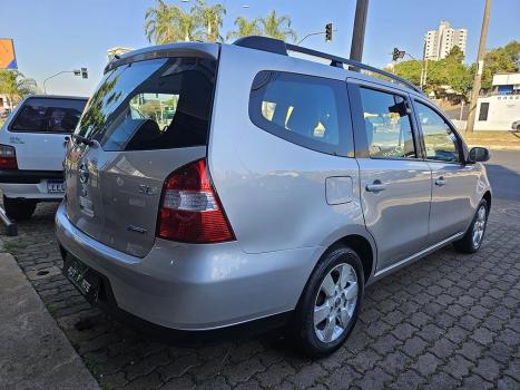 NISSAN Grand Livina 1.8 16V 4P SL FLEX AUTOM�TICO, Foto 5