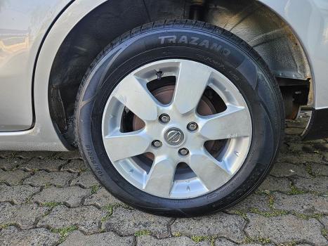 NISSAN Grand Livina 1.8 16V 4P SL FLEX AUTOM�TICO, Foto 10