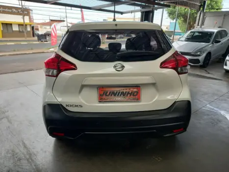 NISSAN Kicks 1.6 16V 4P FLEXSTART S DIRECT X-TRONIC AUTOMTICO CVT, Foto 4
