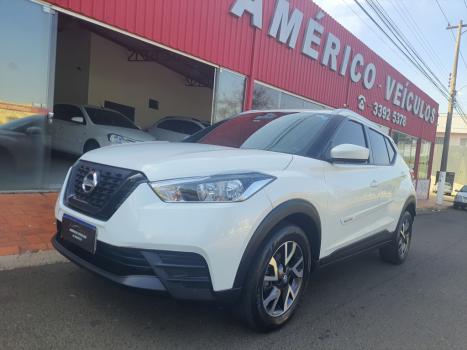 NISSAN Kicks 1.6 16V 4P FLEXSTART S X-TRONIC AUTOMTICO CVT, Foto 3