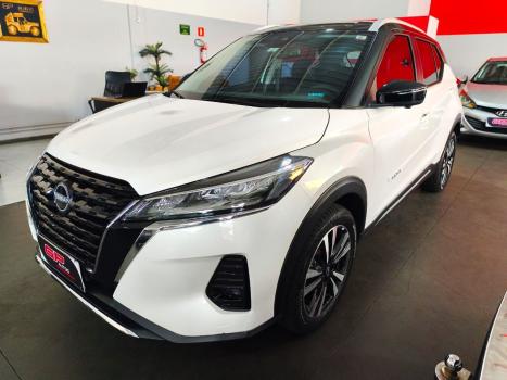 NISSAN Kicks 1.6 16V 4P FLEXSTART EXCLUSIVE XTRONIC AUTOM�TICO CVT, Foto 3