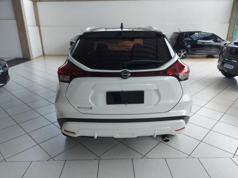 NISSAN Kicks 1.6 16V 4P FLEXSTART EXCLUSIVE XTRONIC AUTOM�TICO CVT, Foto 4
