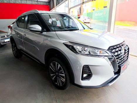 NISSAN Kicks 1.6 16V 4P FLEXSTART ADVANCE PLUS XTRONIC AUTOM�TICO CVT, Foto 2