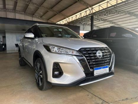 NISSAN Kicks 1.6 16V 4P FLEXSTART ADVANCE XTRONIC AUTOM�TICO CVT, Foto 3