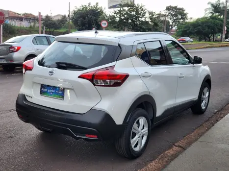 NISSAN Kicks 1.6 16V 4P FLEXSTART S DIRECT X-TRONIC AUTOM�TICO CVT, Foto 17