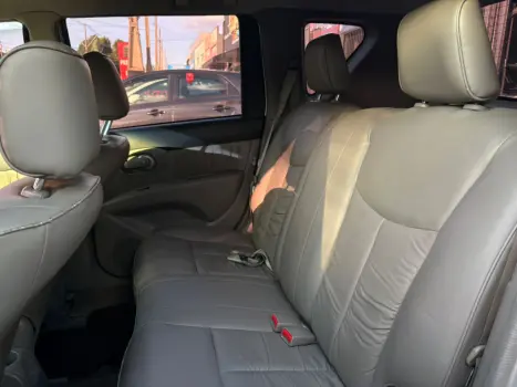 NISSAN Livina 1.6 16V 4P SL FLEX, Foto 7