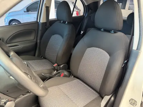 NISSAN March 1.0 12V 4P SV FLEX, Foto 9