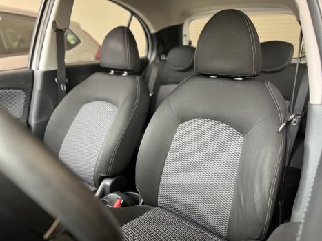 NISSAN March 1.6 16V 4P SV FLEX AUTOMTICO CVT, Foto 8