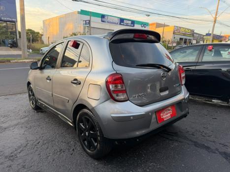 NISSAN March 1.6 16V 4P SR FLEX, Foto 4